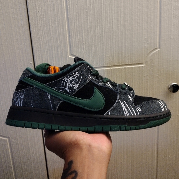 Nike Dunk SB Lows " There " Size 9.5 - Picture 11 of 13